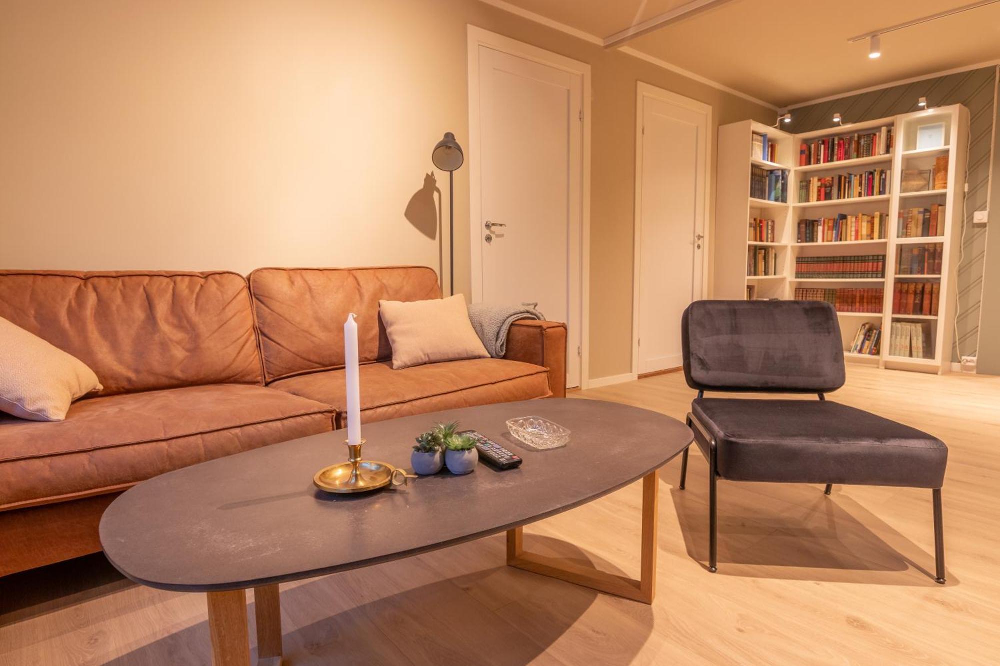 Cozy And Spacious Apartment In City Centre 트롬쇠 외부 사진